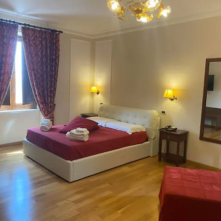 Eliceto & ホテル 4*