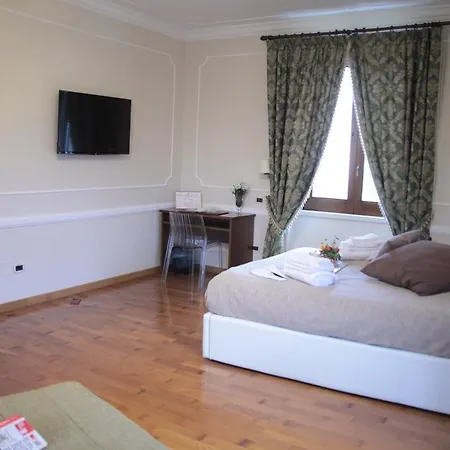 ホテル Eliceto & 4*